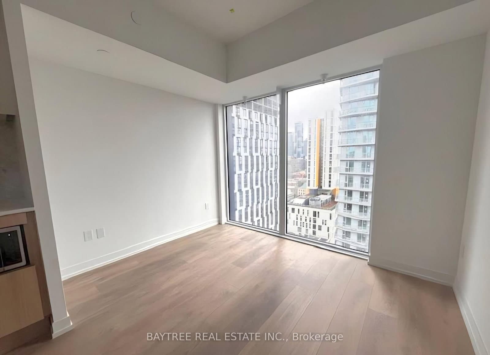 82 Dalhousie Street, Unit 2715 - Image 6