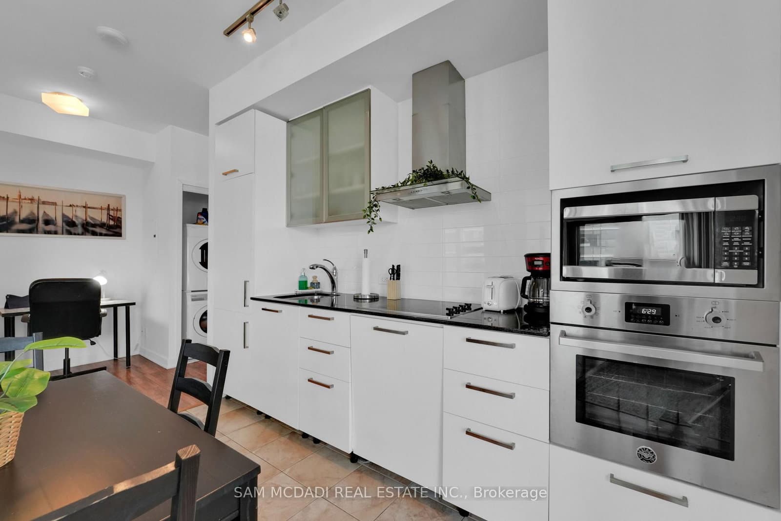 12 York Street, Unit 2307 - Image 4