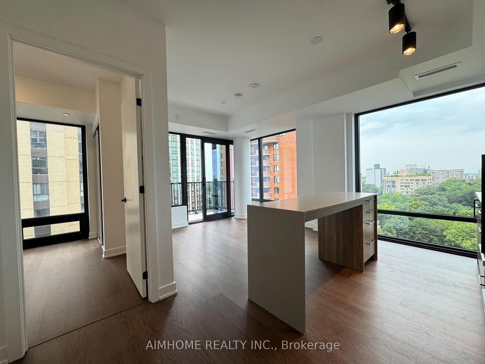 91 Montclair Avenue, Unit 1606 - Image 2