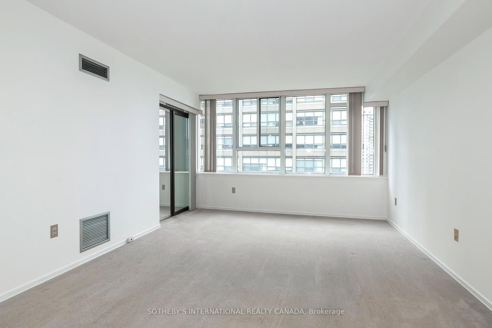 45 Carlton Street, Unit 1707 - Image 5
