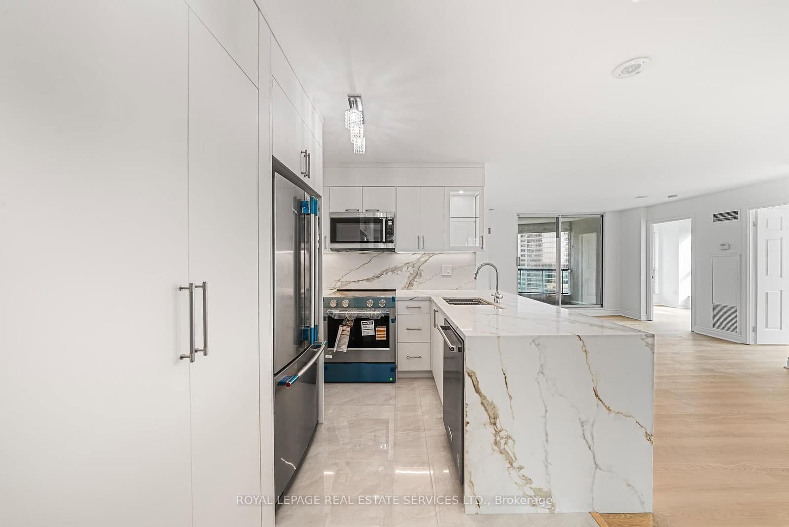 7 Lorraine Drive, Unit 1912 - Image 5