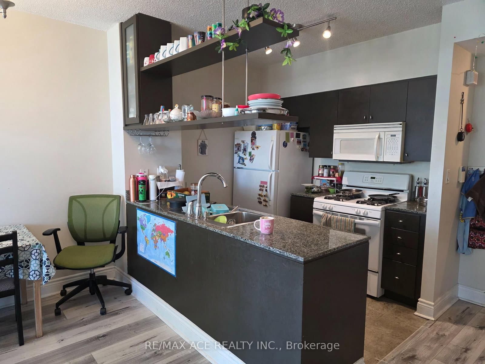 35 Mariner Terrace, Unit 1801 - Image 5