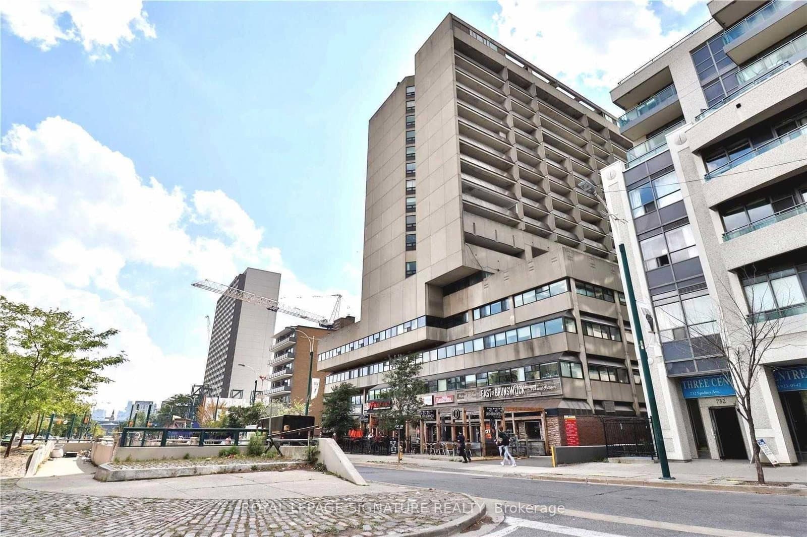 720 Spadina Avenue, Unit 1606 - Image 1