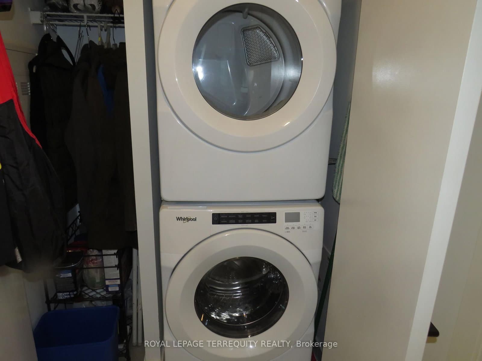 327 King Street W, Unit 805 - Image 5