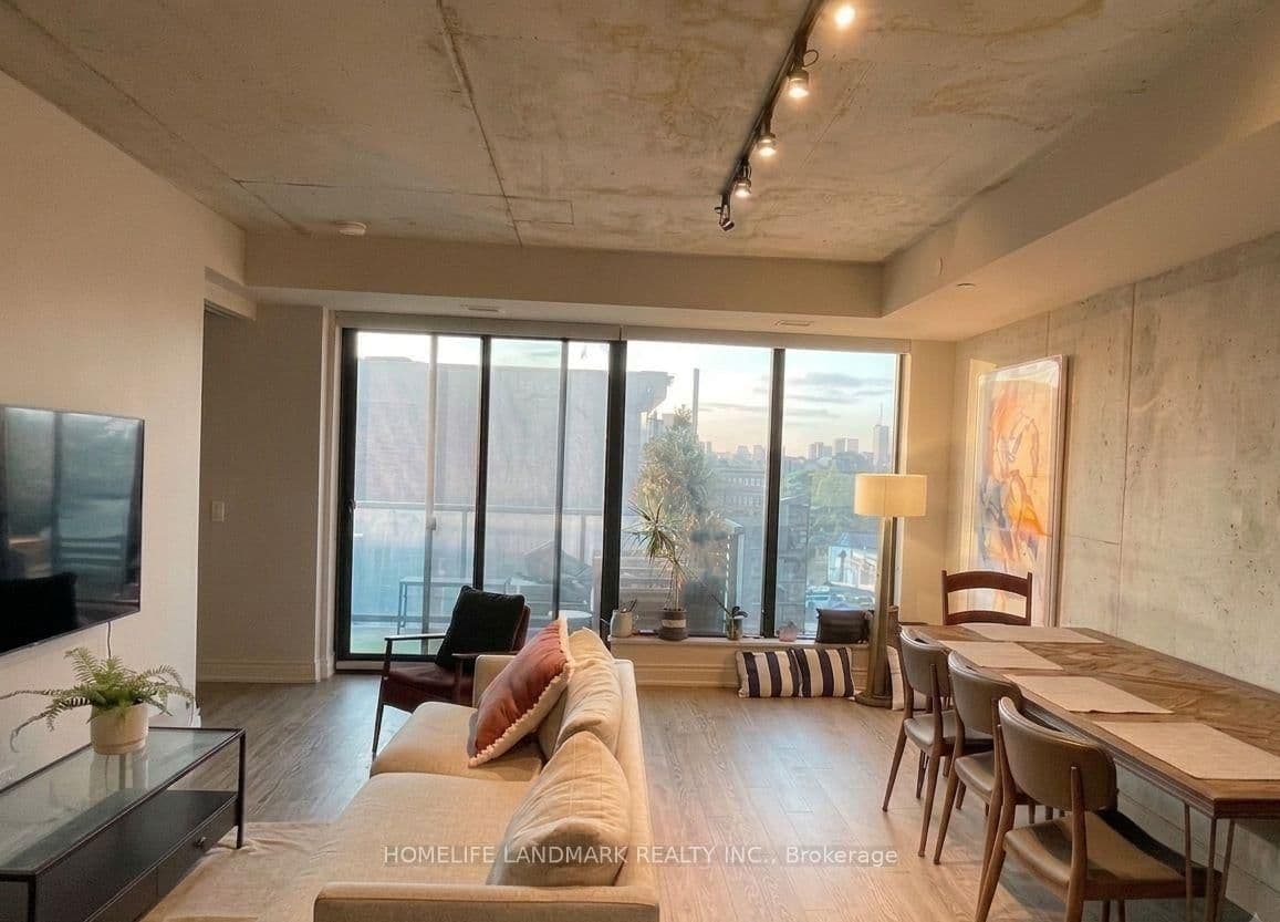 608 Richmond Street W, Unit 716 - Image 2