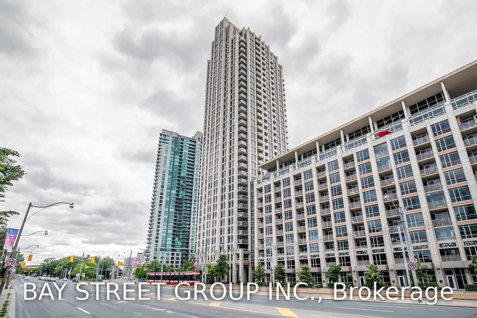 628 Fleet Street, Unit 1801 - Image 1