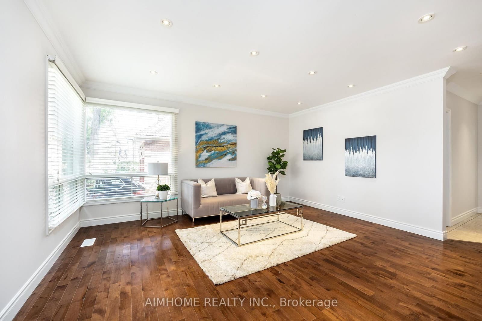 471 Cummer Avenue - Image 3