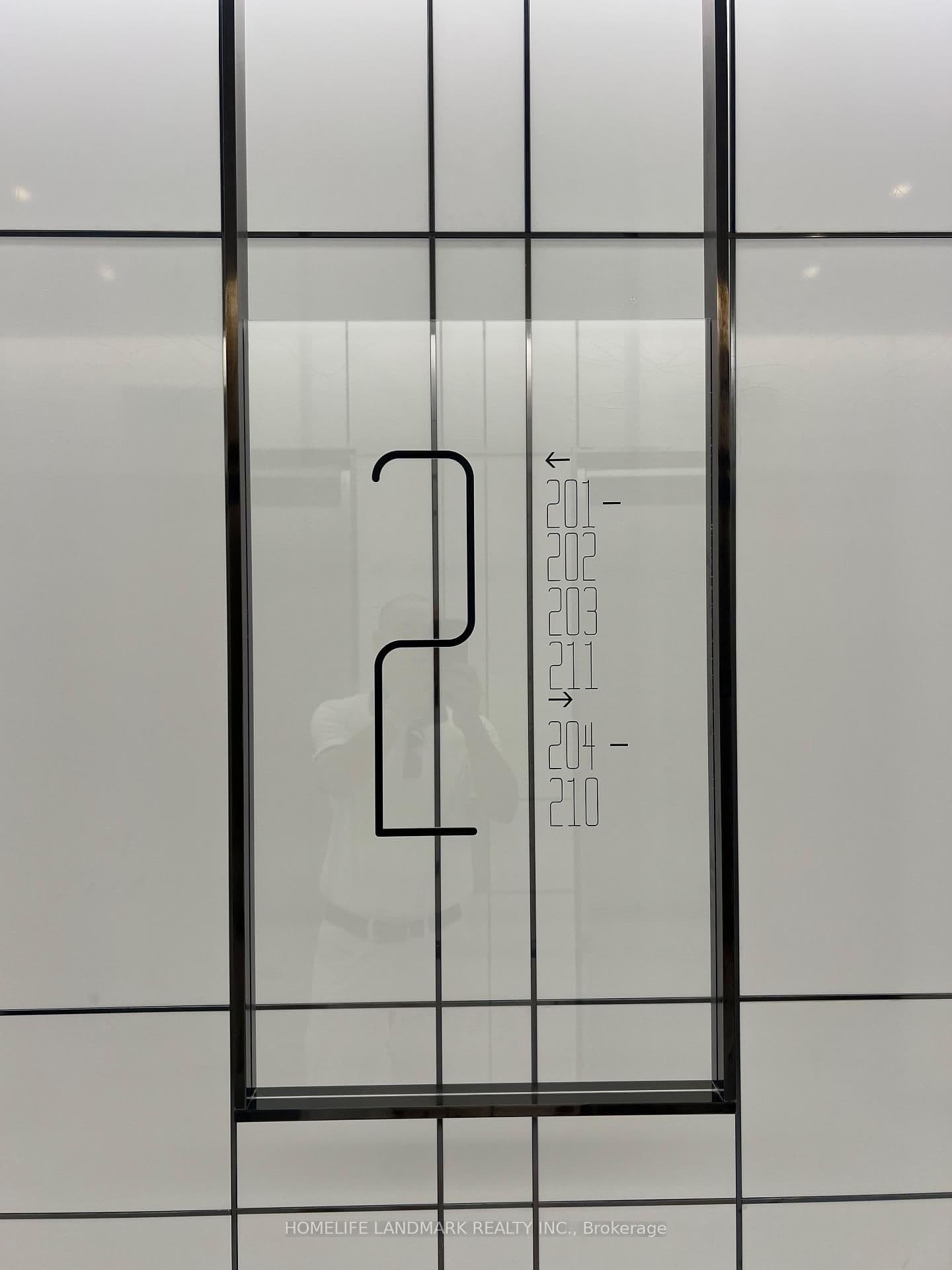 7 St Thomas Street, Unit 209 - Image 4