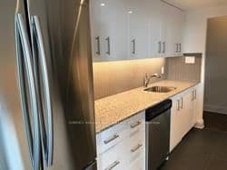 55 W Charles Street W, Unit 404 - Image 5