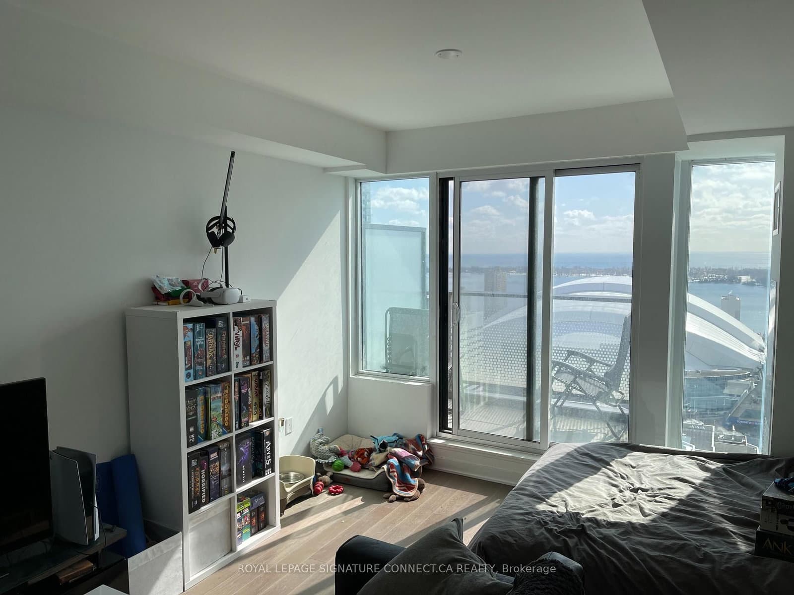 115 Blue Jays Way, Unit 4003 - Image 3