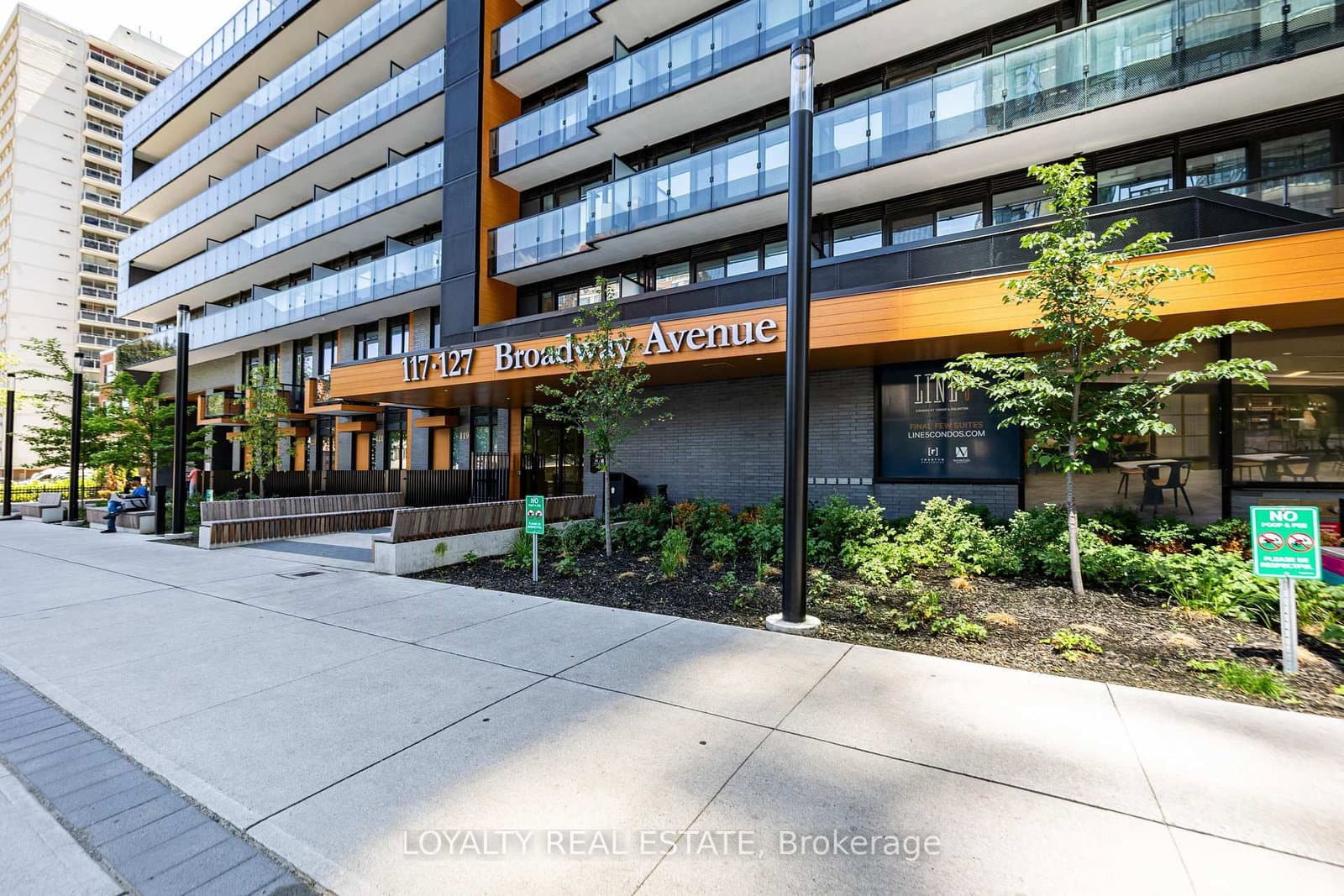 117 Broadway Avenue, Unit 211 - Image 4