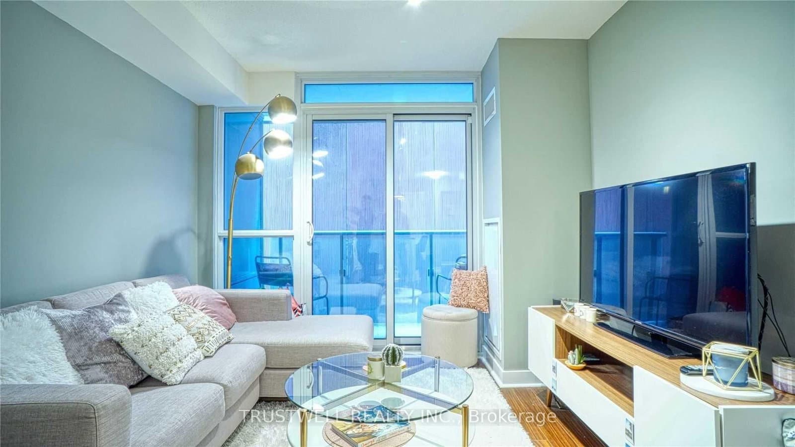 295 Adelaide Street W, Unit 315 - Image 2