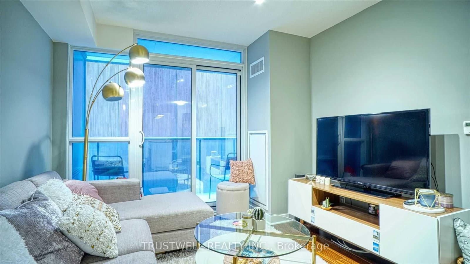 295 Adelaide Street W, Unit 315 - Image 3