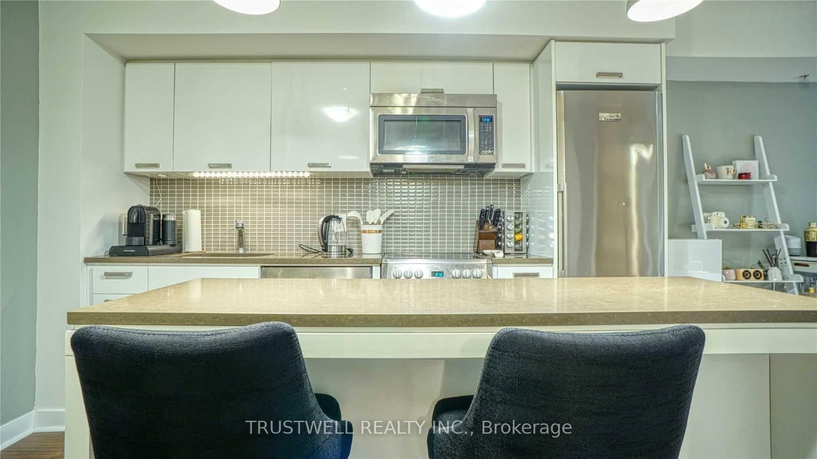 295 Adelaide Street W, Unit 315 - Image 6