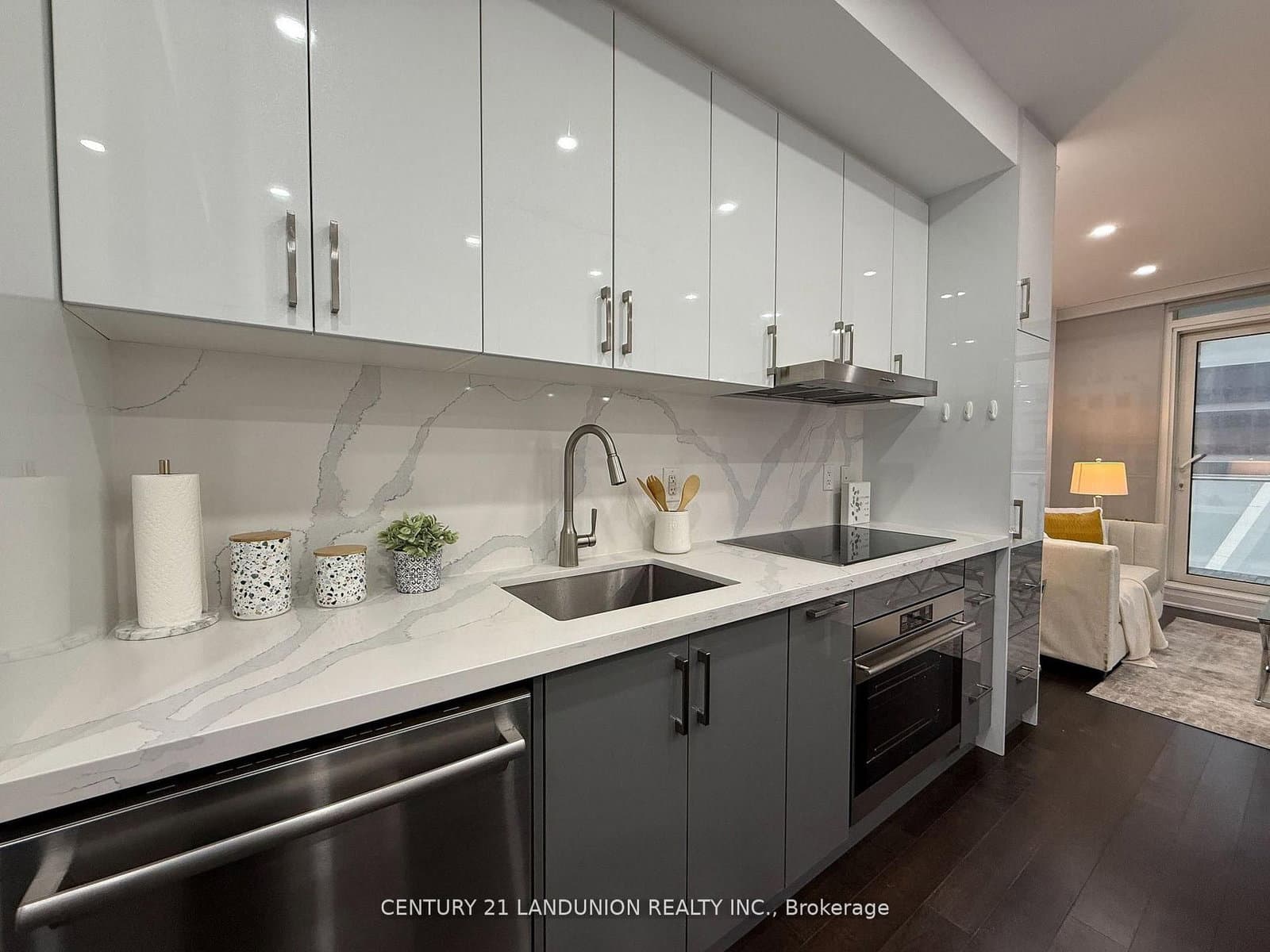 1 Bloor Street E, Unit 1508 - Image 4