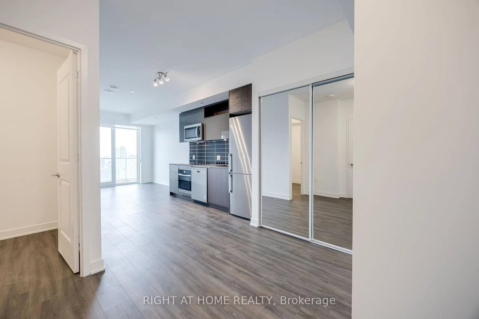100 Dalhousie Street, Unit 4009 - Image 6