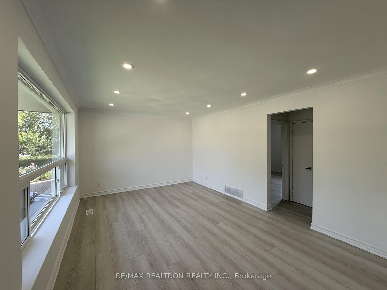217 Moore Park Avenue, Unit Main - Image 2