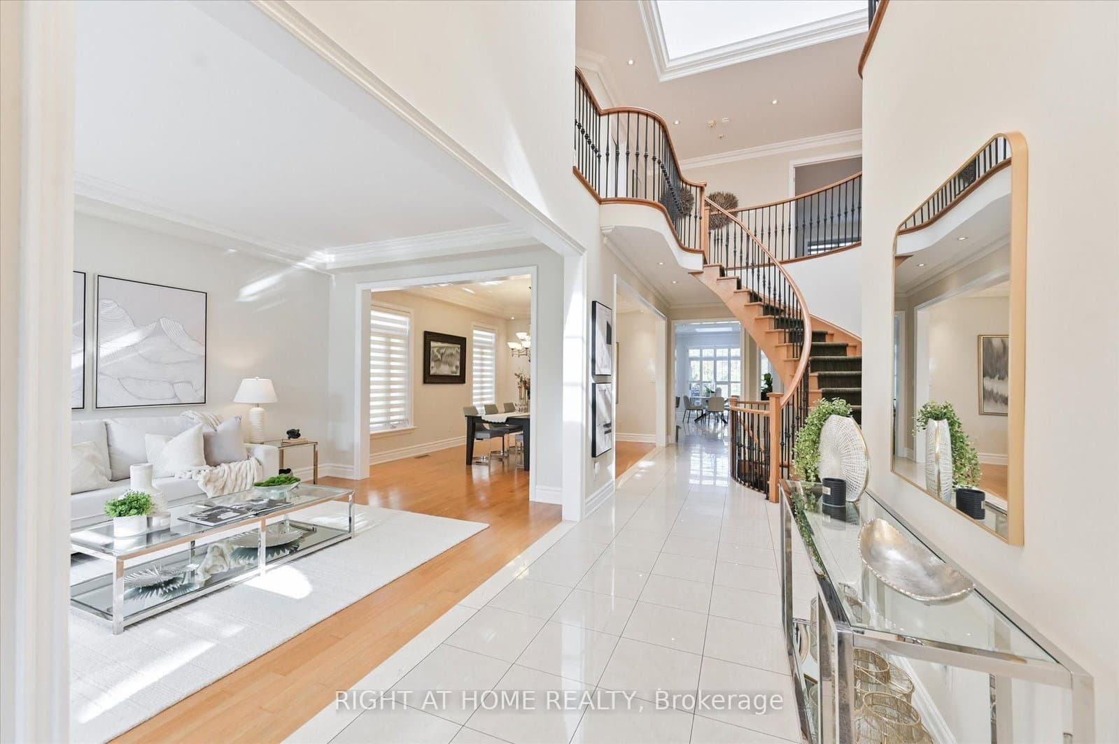 154 Charlton Boulevard - Image 3