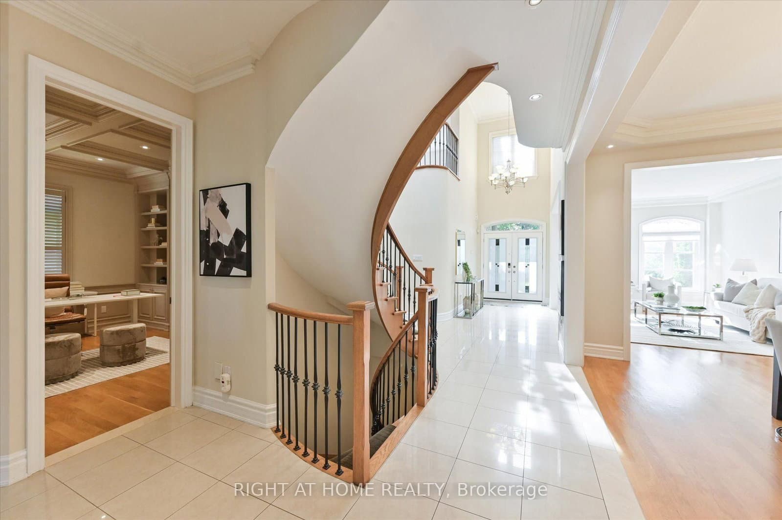 154 Charlton Boulevard - Image 4