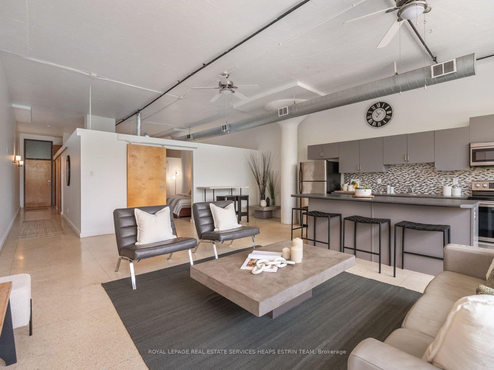 365 Dundas Street E, Unit 207 - Image 3