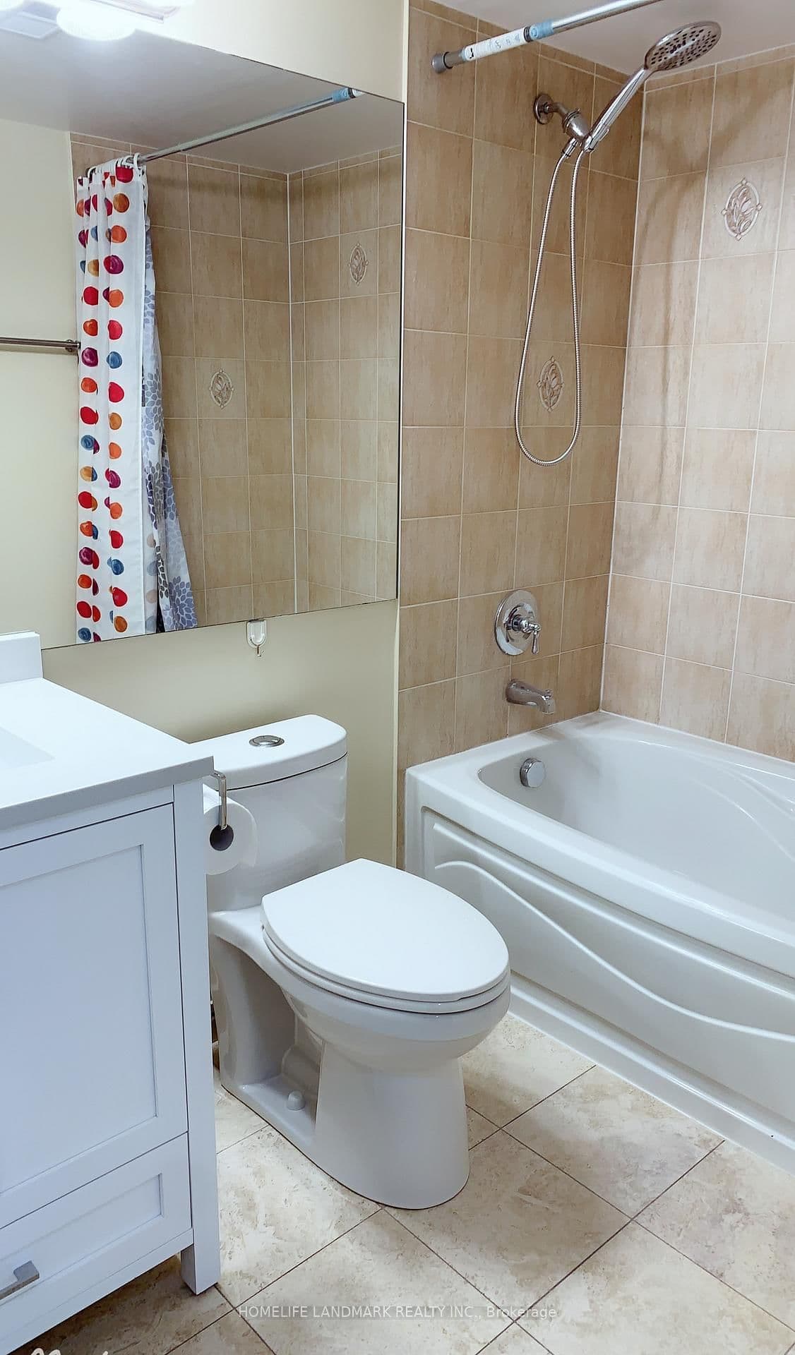 15 Northtown Way, Unit 822 - Image 5