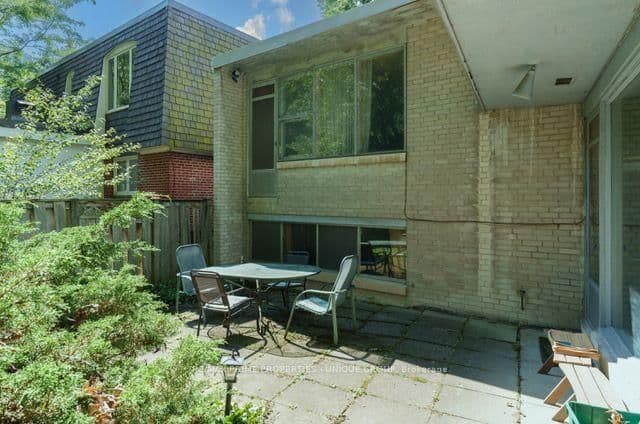 105 Park Road - Image 2