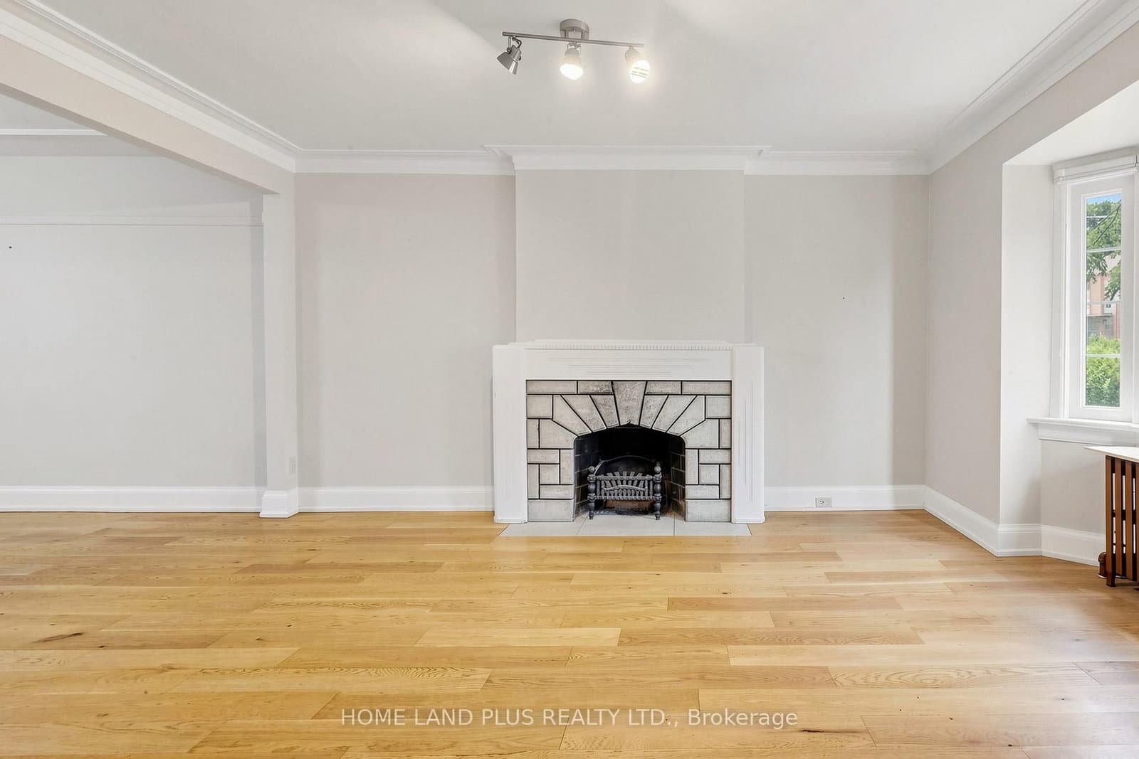 57 Mann Avenue - Image 5