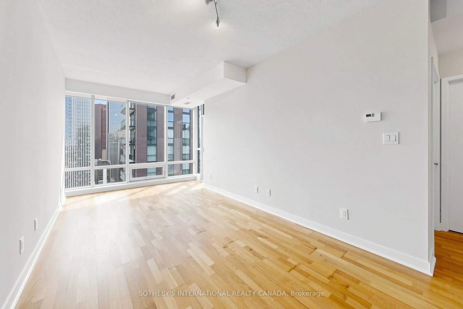 295 Adelaide Street W, Unit 3906 - Image 5