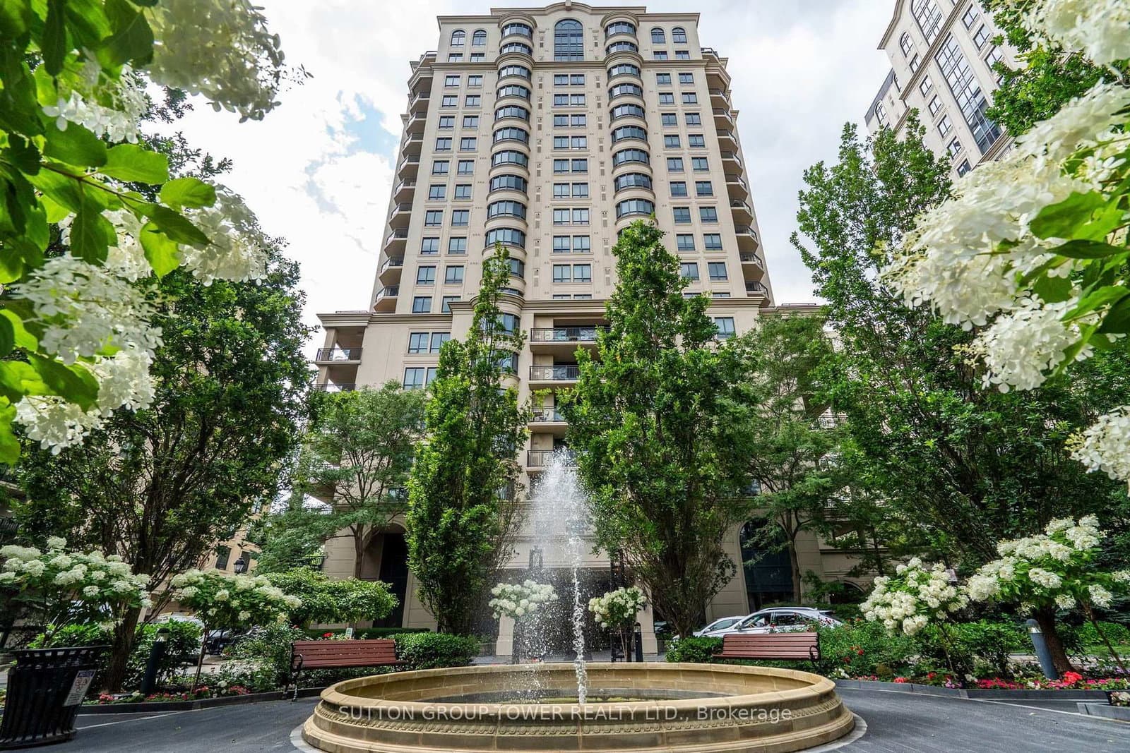 #505B - 660 Sheppard Avenue E