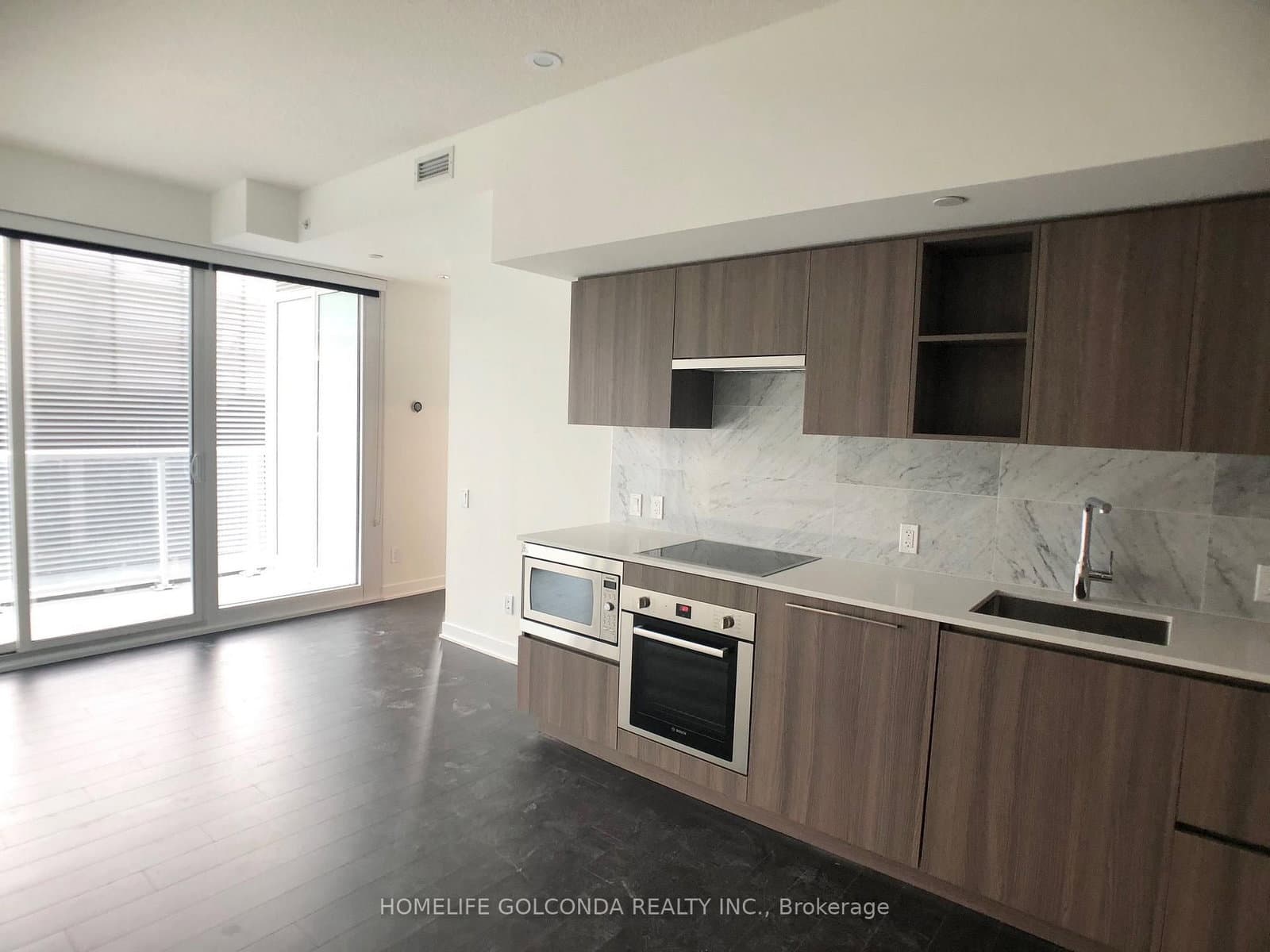 17 Bathurst Street, Unit 1202 - Image 4