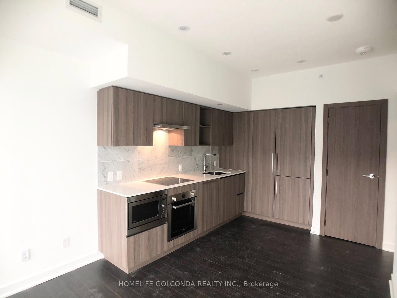 17 Bathurst Street, Unit 1202 - Image 6