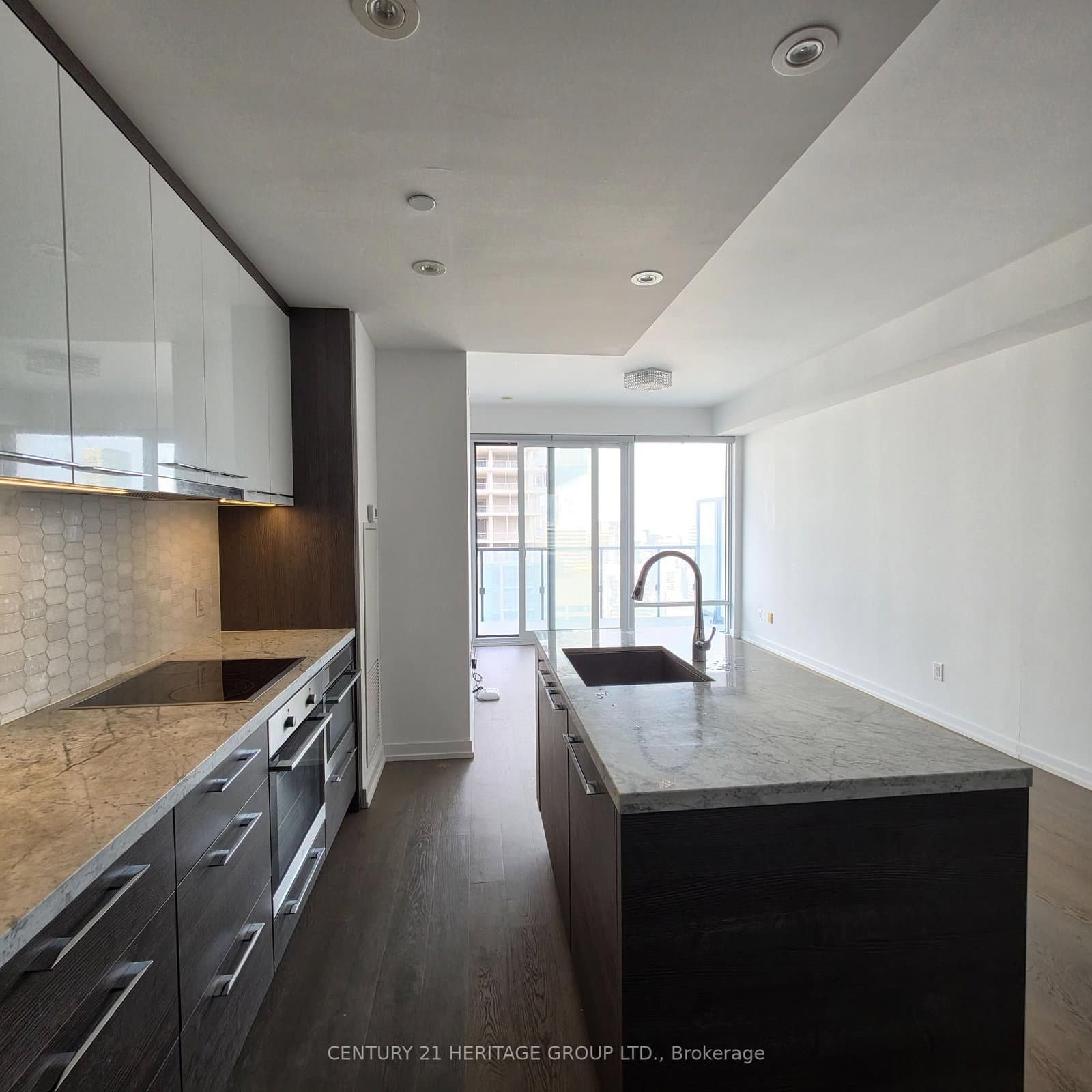 488 University Avenue, Unit 3005 - Image 4
