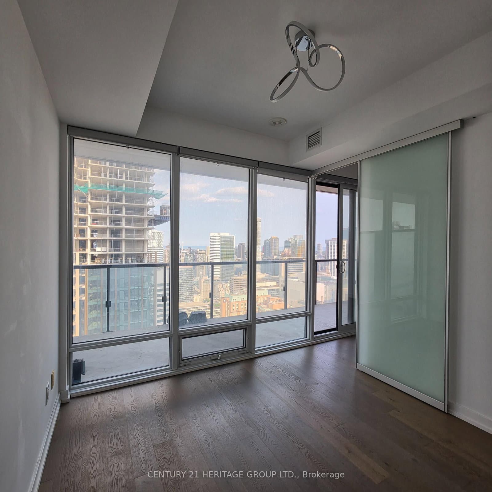 488 University Avenue, Unit 3005 - Image 5
