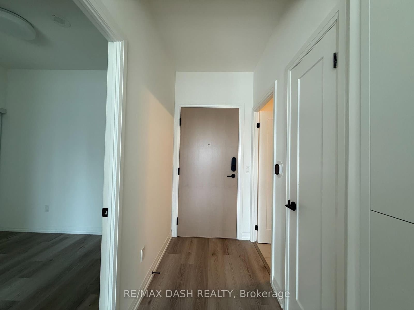 280 Dundas Street W, Unit 2709 - Image 4