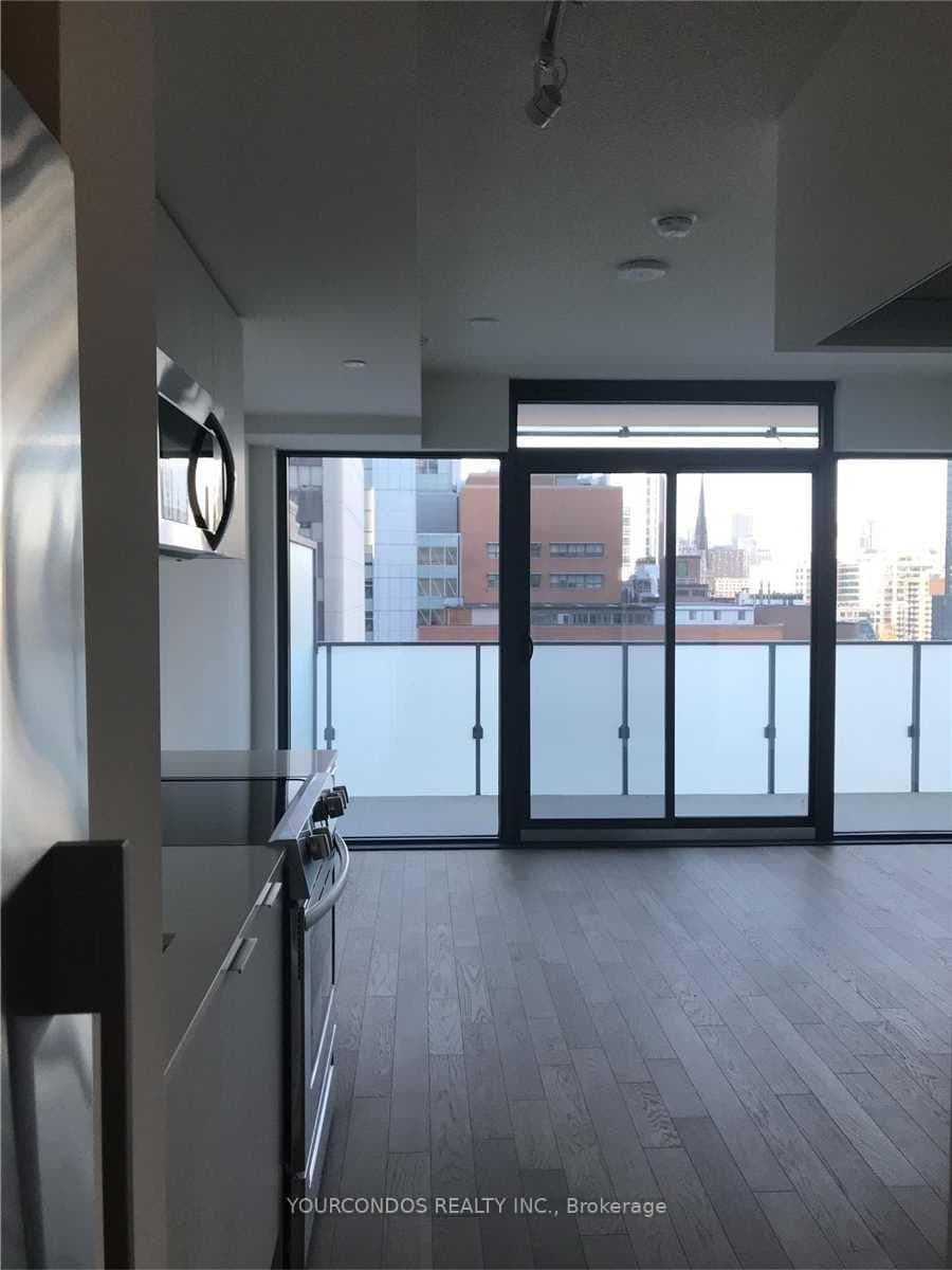 25 Richmond Street E, Unit 1114 - Image 4