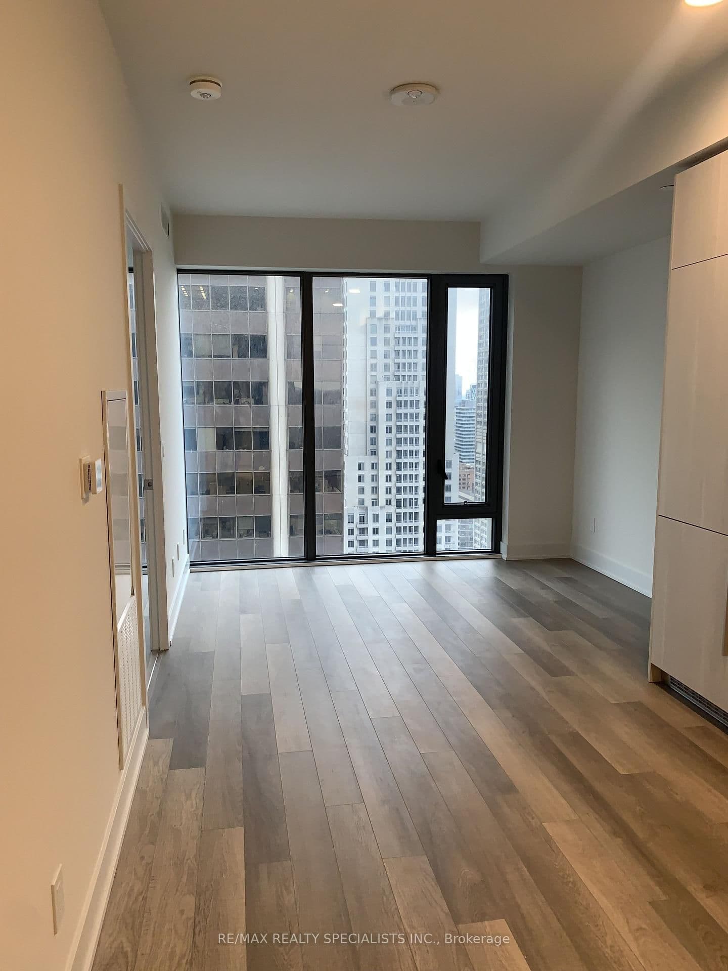 8 Cumberland Street, Unit 3504 - Image 6