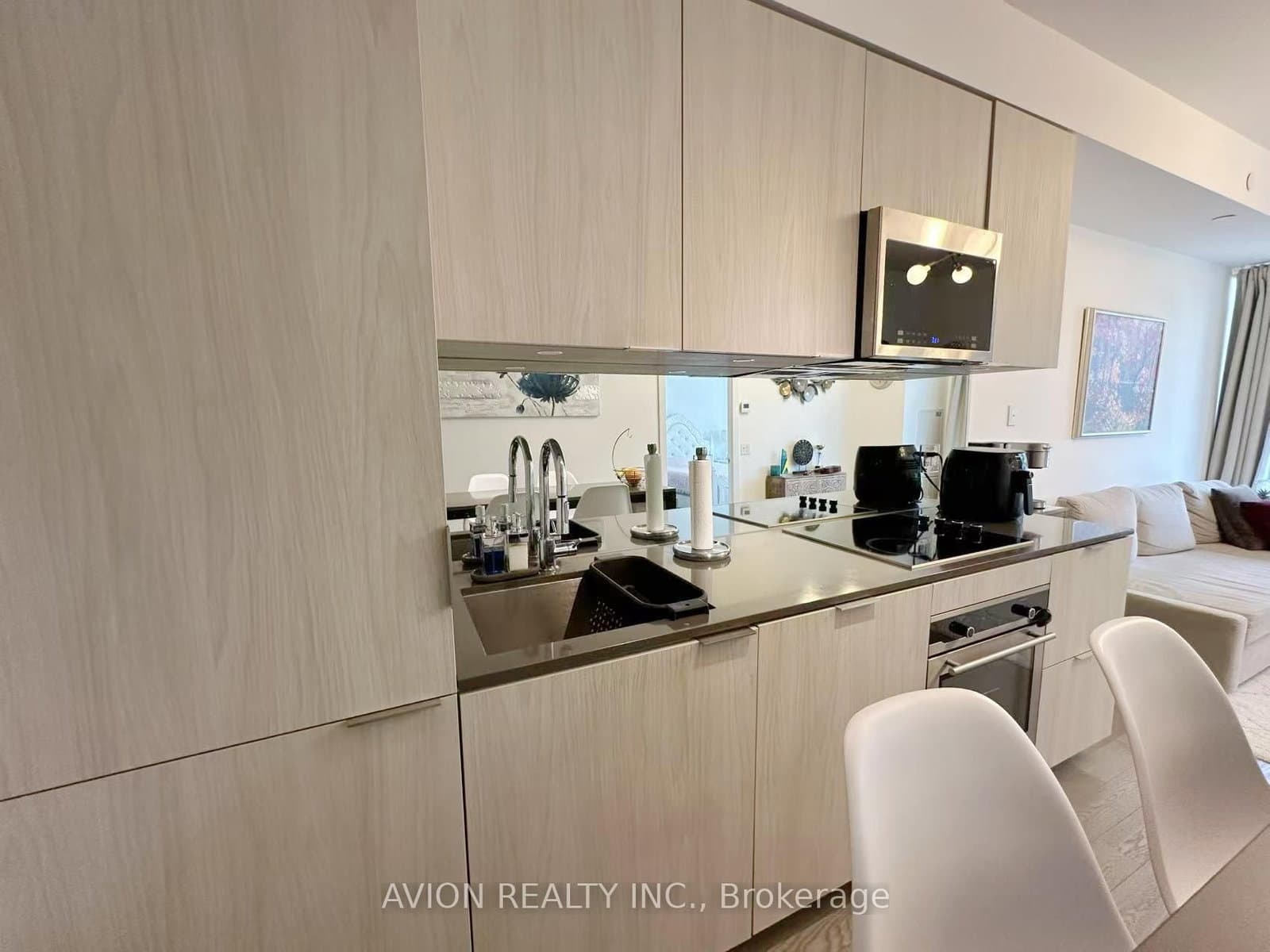 609 Avenue Road, Unit 606 - Image 3