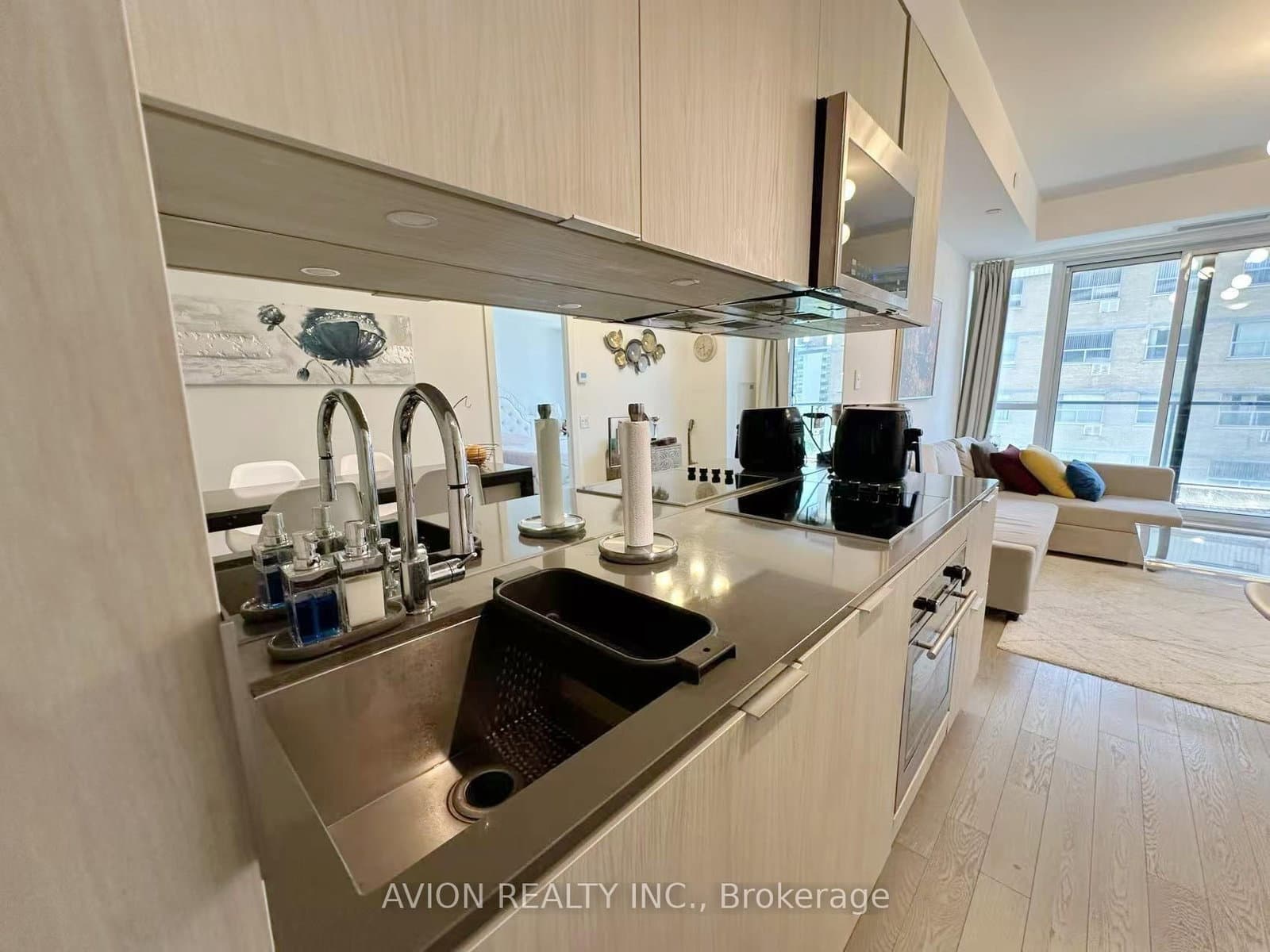 609 Avenue Road, Unit 606 - Image 6