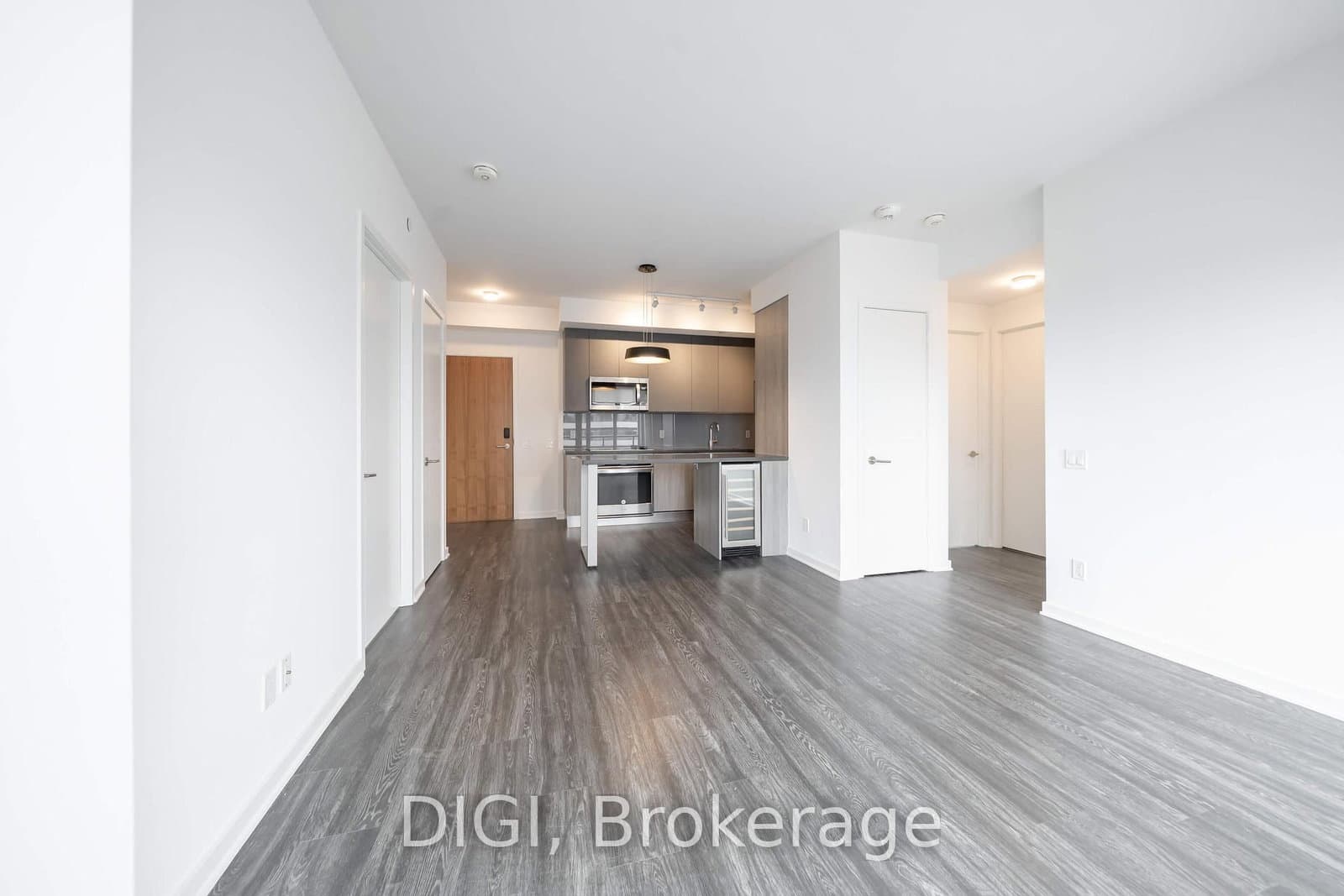 25 Selby Street, Unit 2004 - Image 2