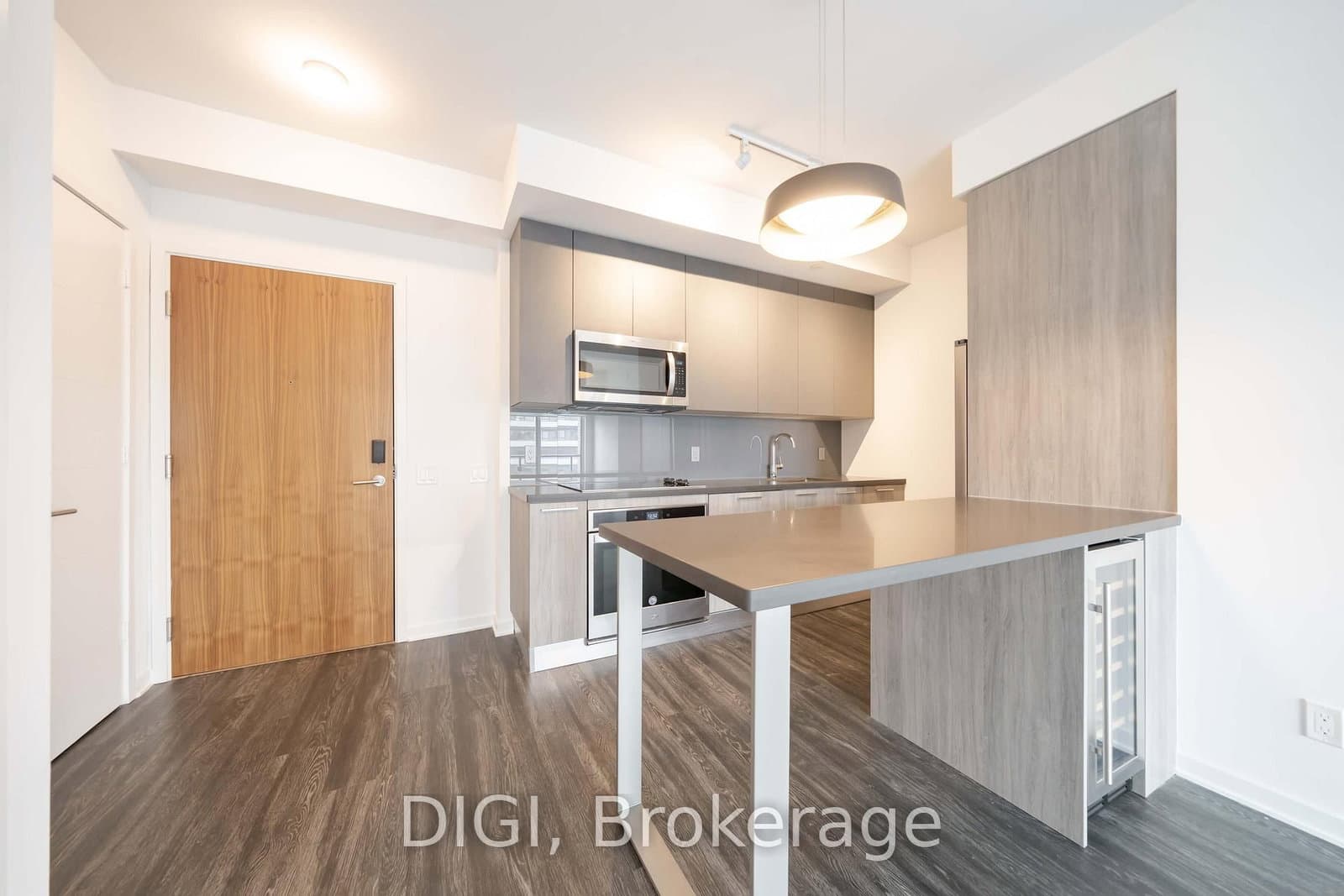 25 Selby Street, Unit 2004 - Image 4