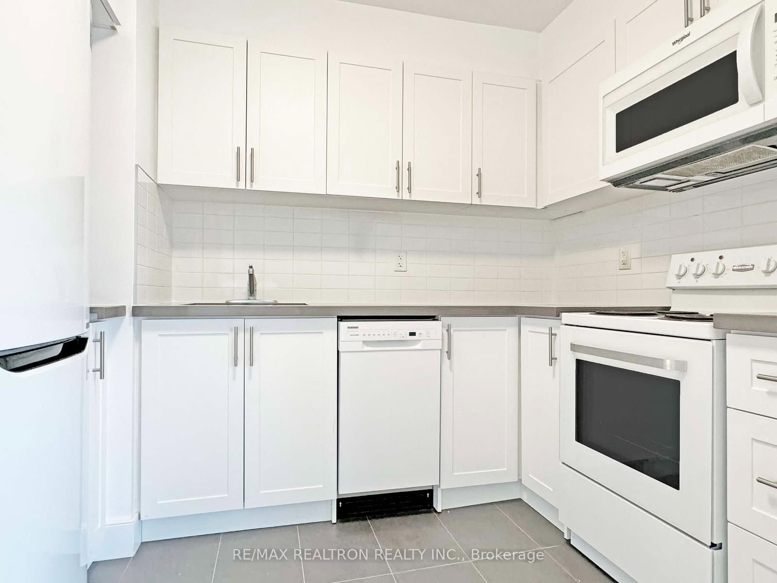 485 Huron Street, Unit 201 - Image 5