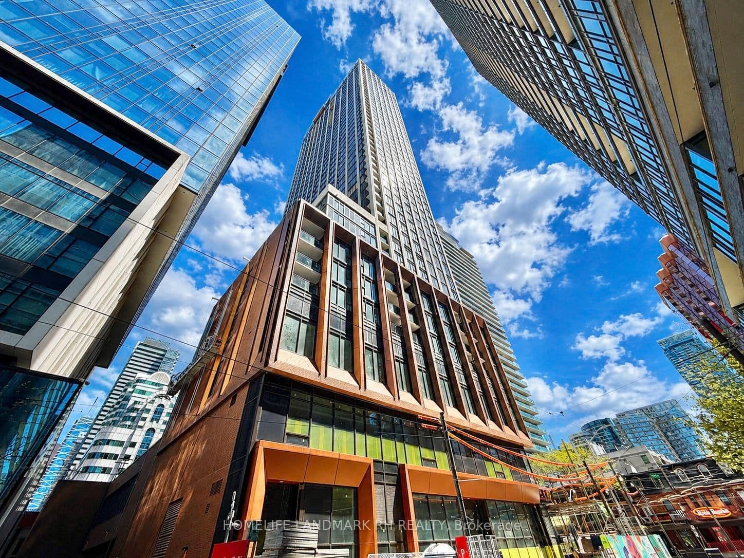 400 King Street W, Unit 619 - Image 1