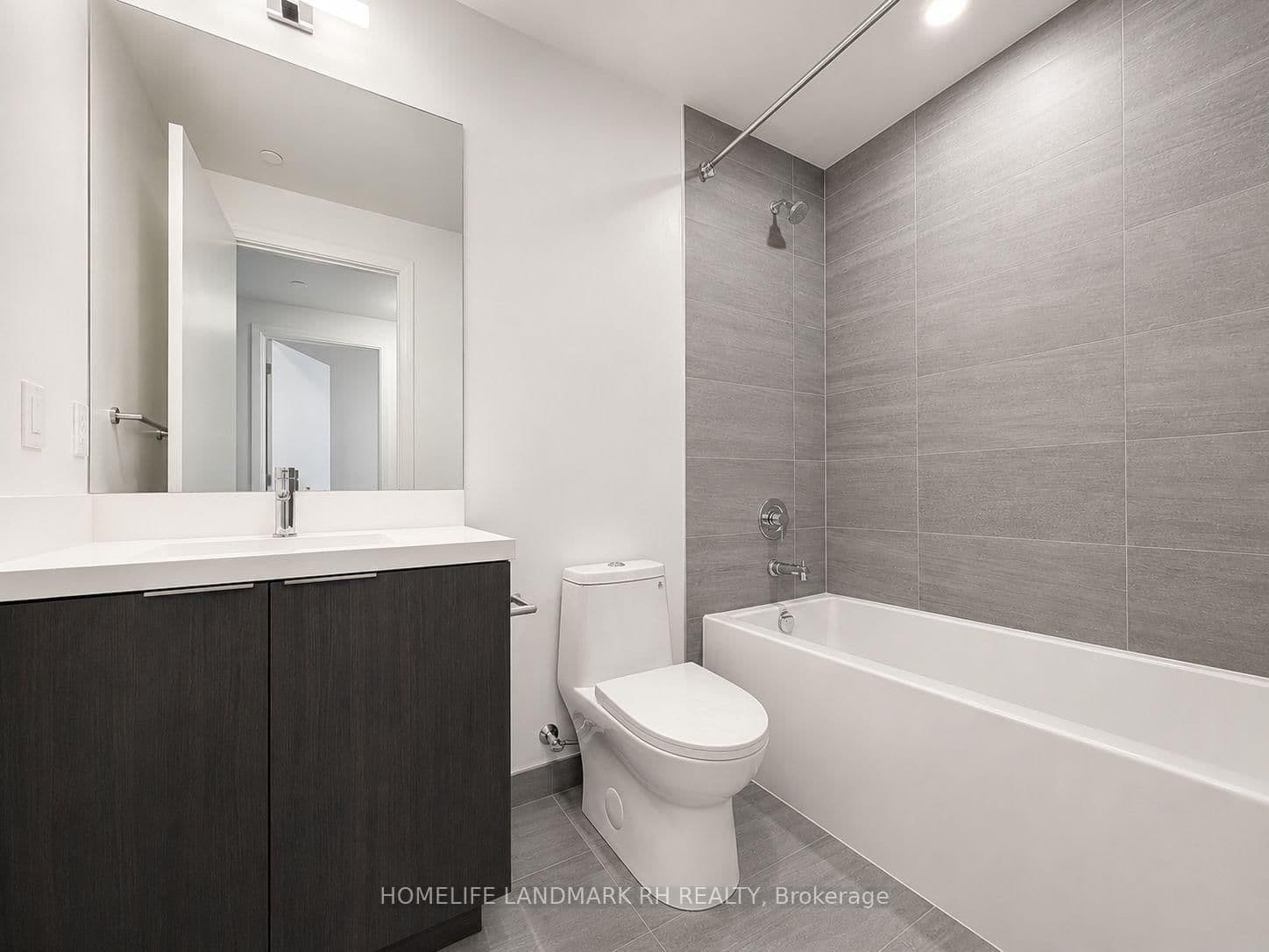 400 King Street W, Unit 619 - Image 6