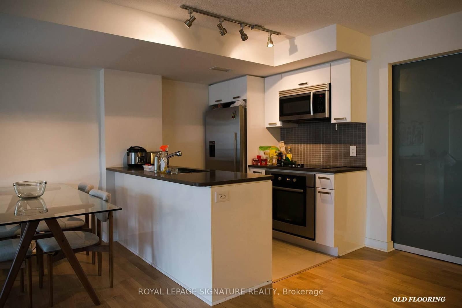 295 Adelaide Street W, Unit 414 - Image 4