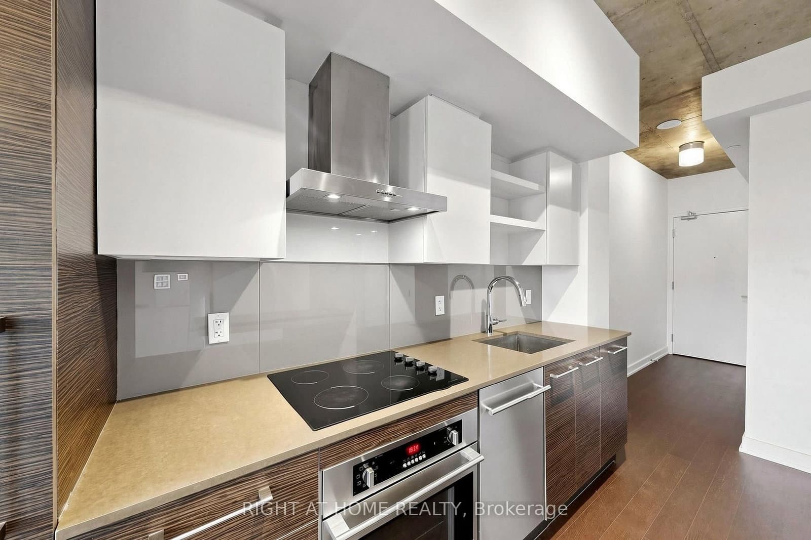 1030 King Street W, Unit 512 - Image 4