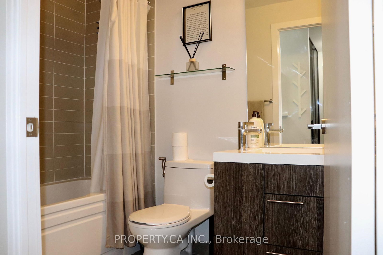 199 Richmond Street, Unit 318 - Image 4