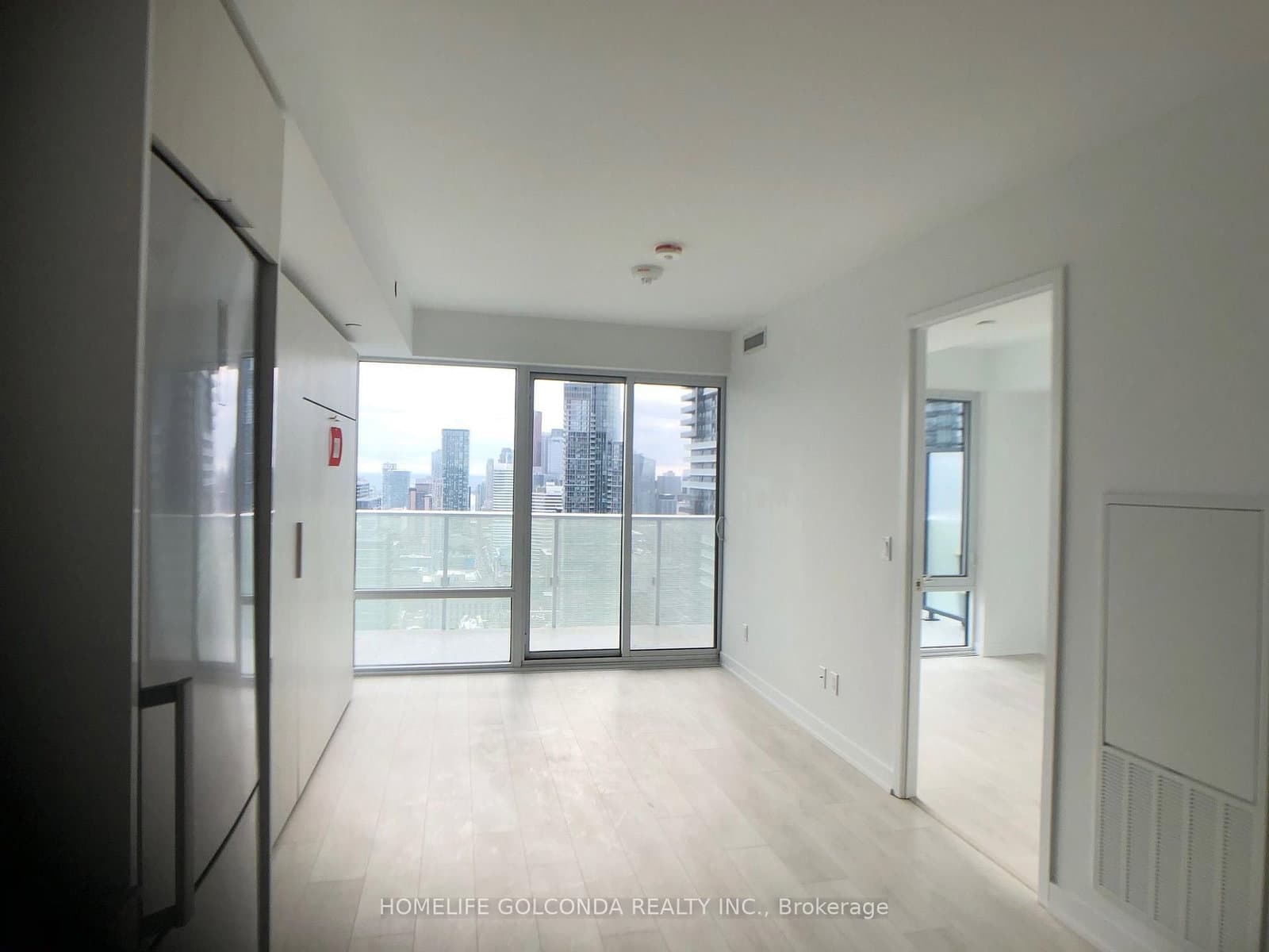 501 Yonge Street, Unit 4111 - Image 3