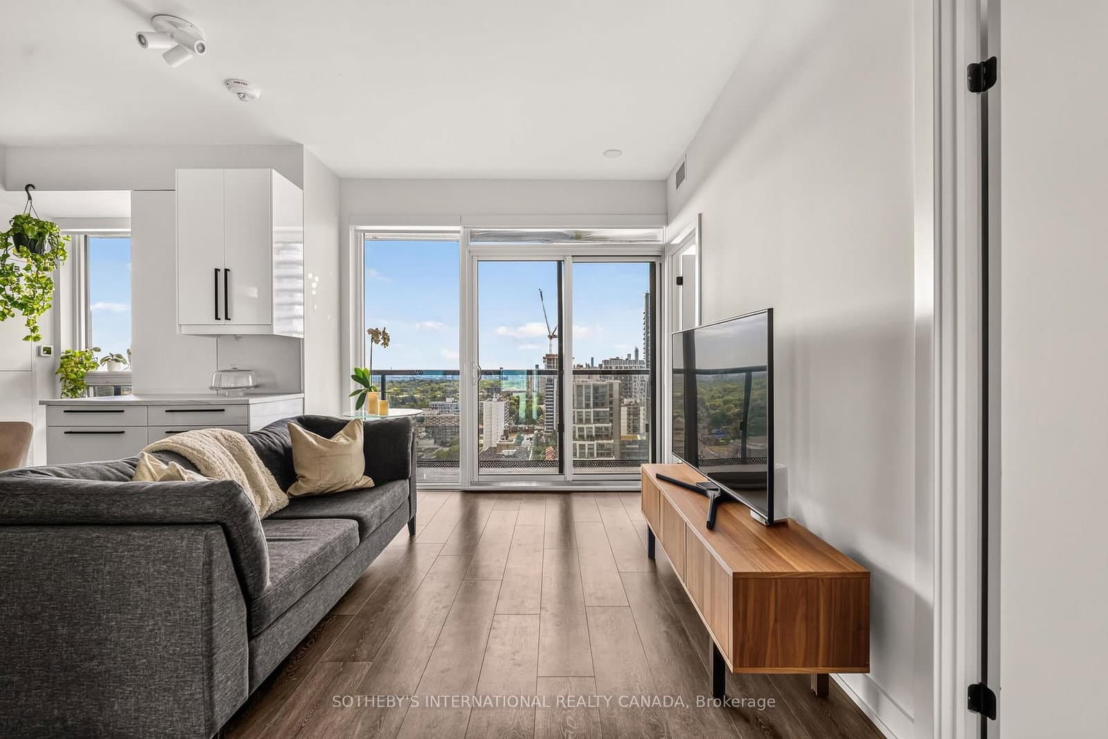 127 W BROADWAY Avenue, Unit 2302 - Image 4