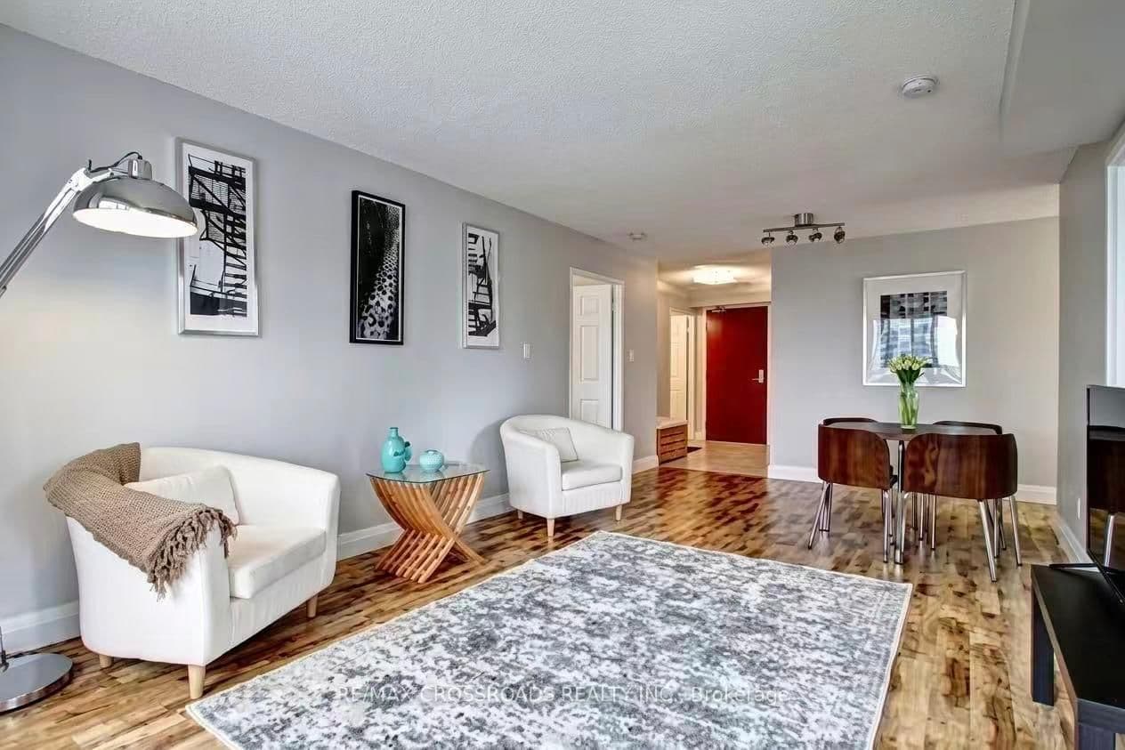 28 Empress Avenue, Unit 2012 - Image 1