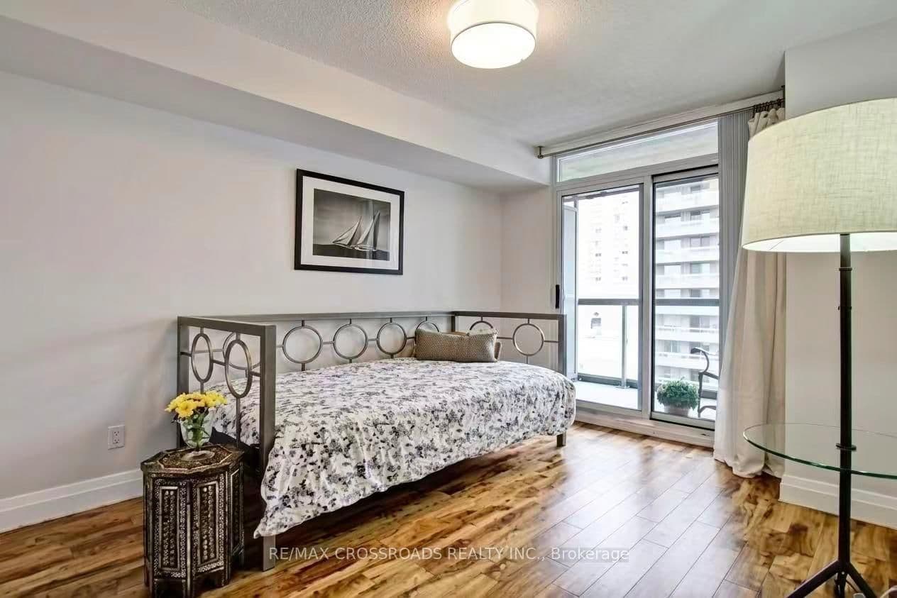 28 Empress Avenue, Unit 2012 - Image 5